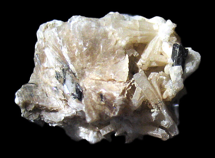 Polylithionite, Natrolite and Aegerine, Mont Saint-Hilaire, Rouville Co., Québec, Canada