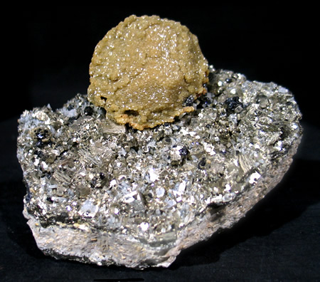 Siderite ps Calcite on Pyrite, Sphalerite and Quartz, Turt Mine, Oasului Mts., Satu Mare, Maramures Co., Romania